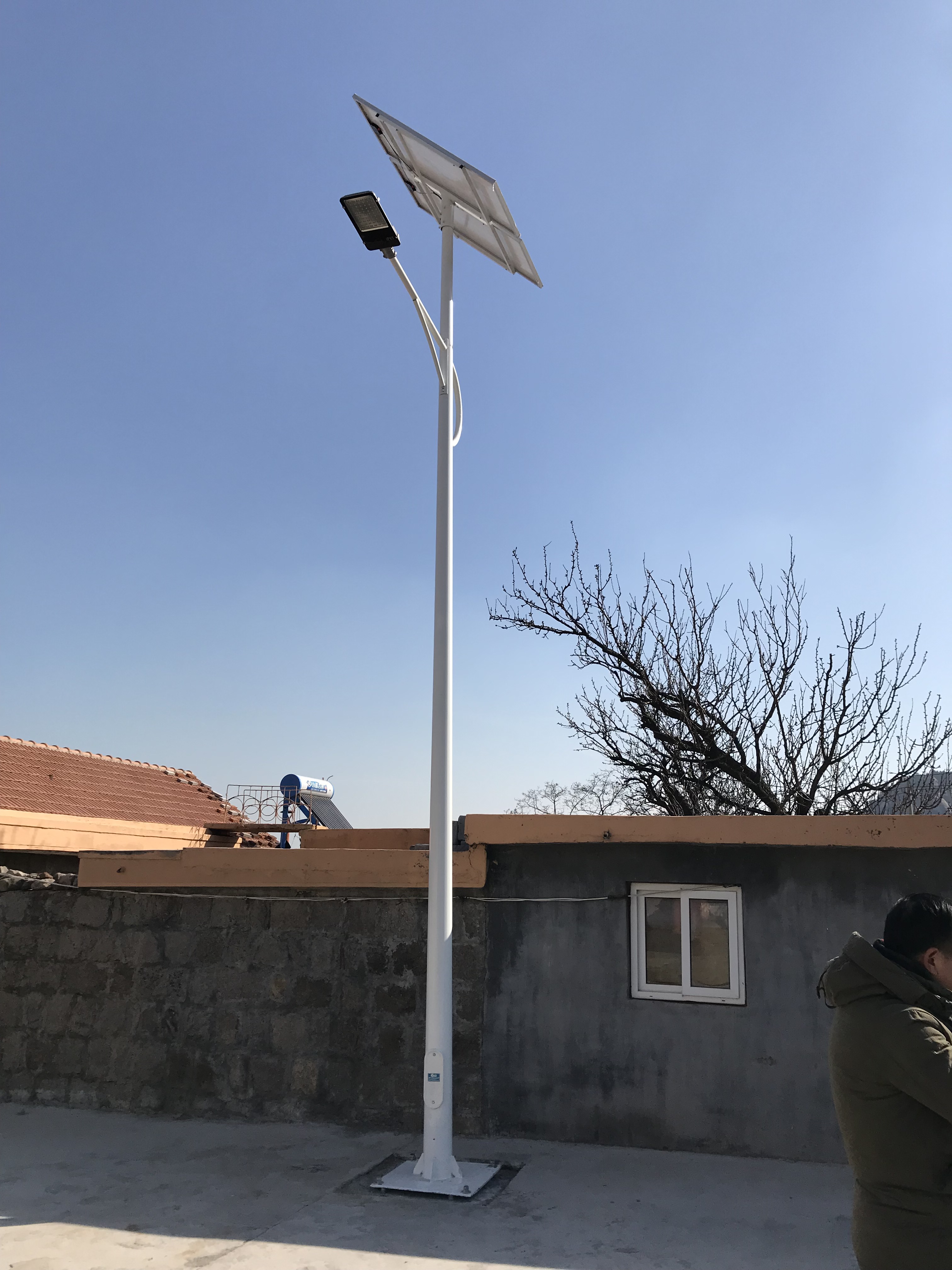 深圳王哥庄街道西山社区太阳能路灯项目